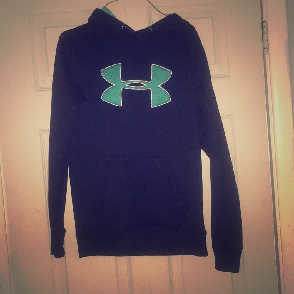 Underarmour hoodie.